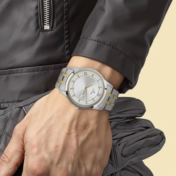 Titan Metal Silver Analog with Day and Date Stainless Steel Strap Watch for Men | NU1774BM01 | Men's Watch - Image 3